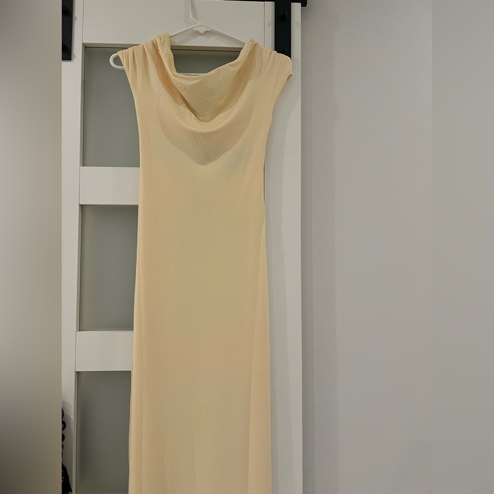 NEW Meshki off the shoulder maxi dress - Picture 6 of 6